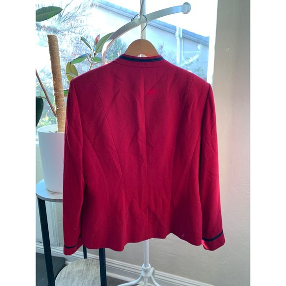 Kasper for Dillards Red Blazer Size 12 Lined 5 Button Stand Collar Holiday 6618 - Picture 14 of 14